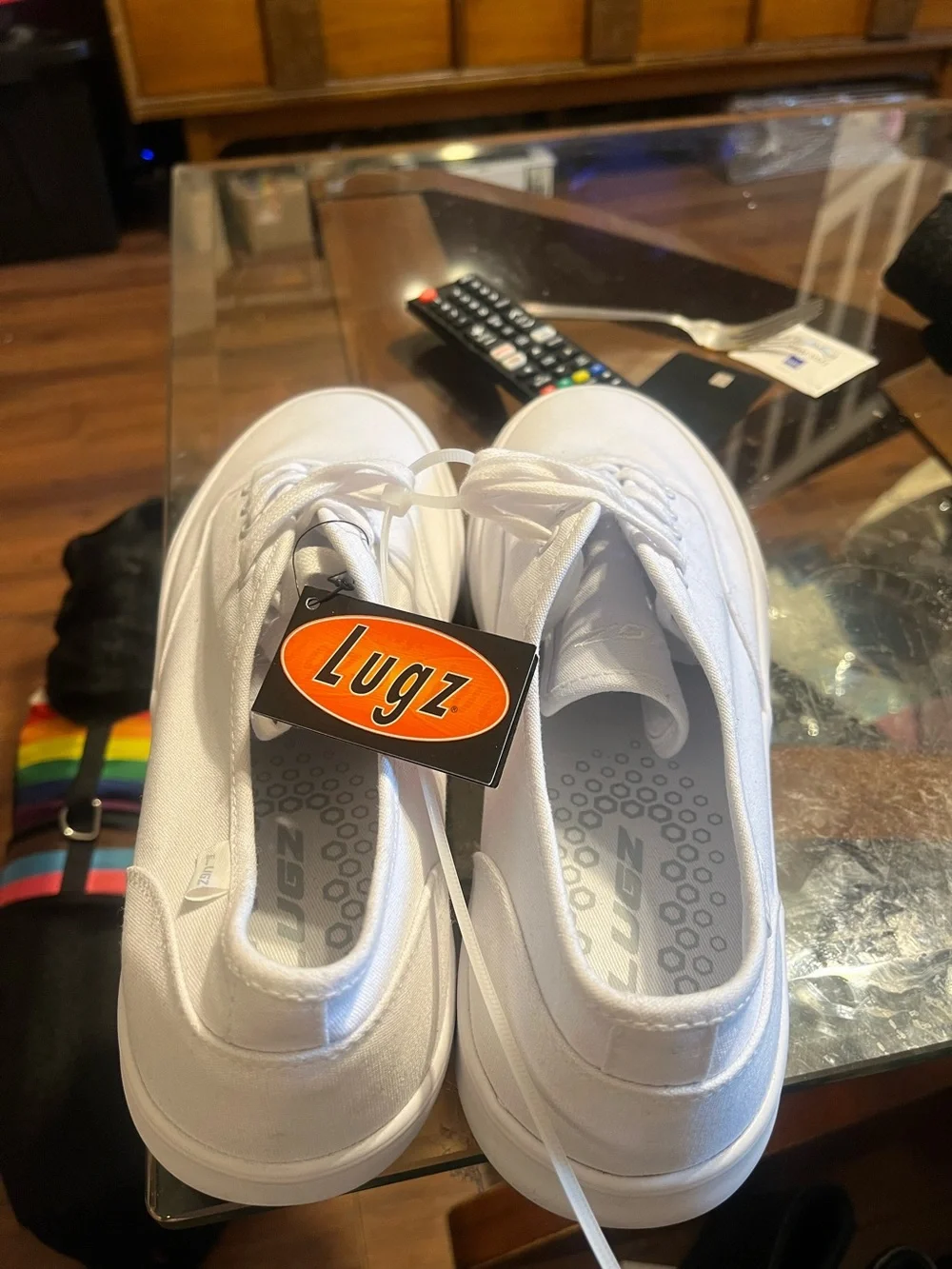 Lugz mens White Canvas Lace-Up Sneakers